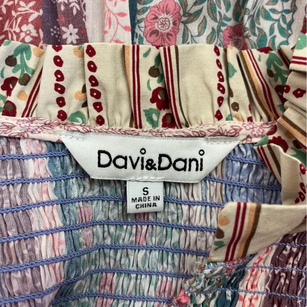 Davi & Dani Boho Patchwork Smocked Babydoll Flutter Sleeve Top Size S - Picture 9 of 9